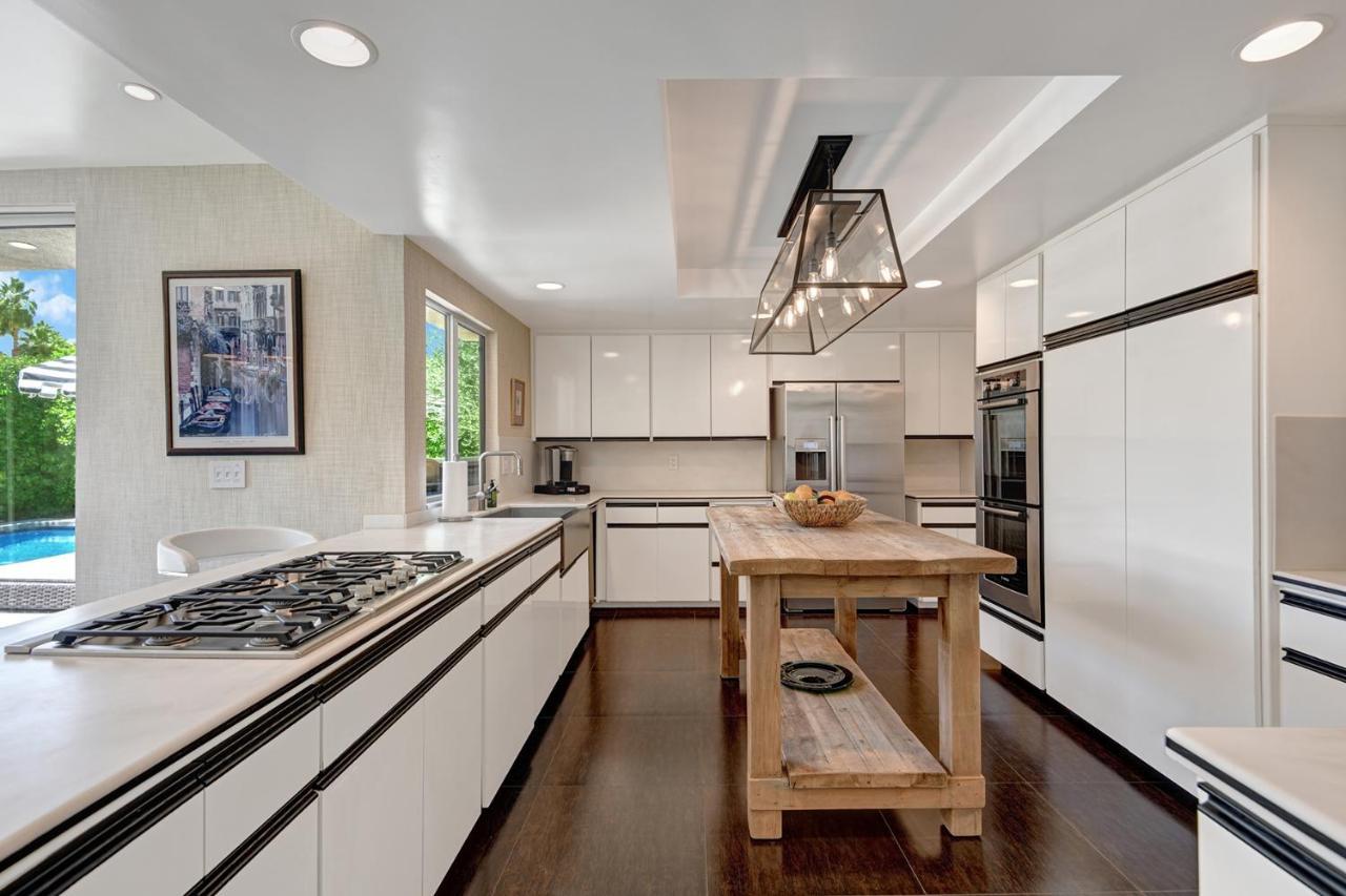 Canyon Palms Estate- Ultra-Luxe, Pool, Spa, Firepit, Outdoor Kitchen & More Palm Springs Exterior photo