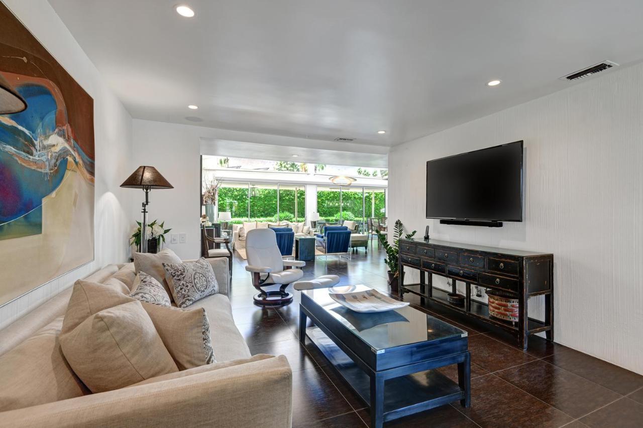 Canyon Palms Estate- Ultra-Luxe, Pool, Spa, Firepit, Outdoor Kitchen & More Palm Springs Exterior photo