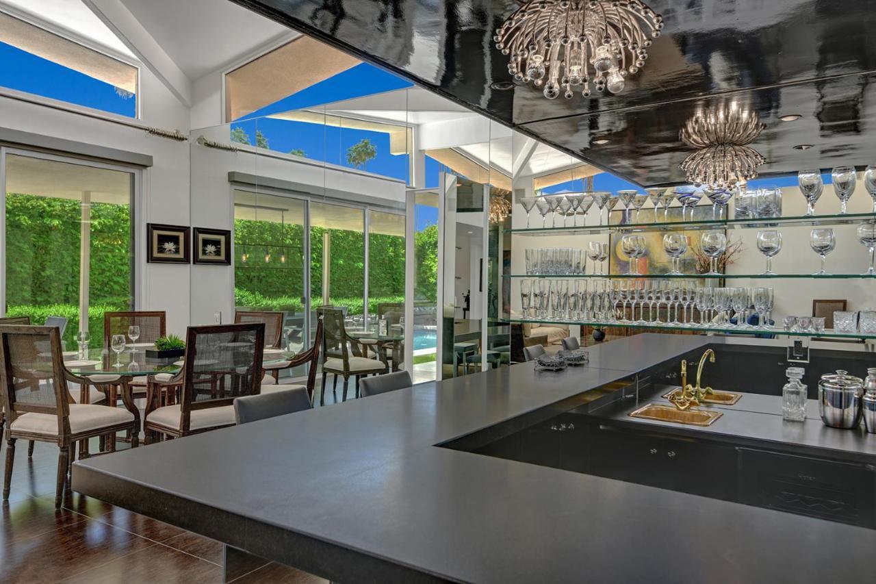 Canyon Palms Estate- Ultra-Luxe, Pool, Spa, Firepit, Outdoor Kitchen & More Palm Springs Exterior photo