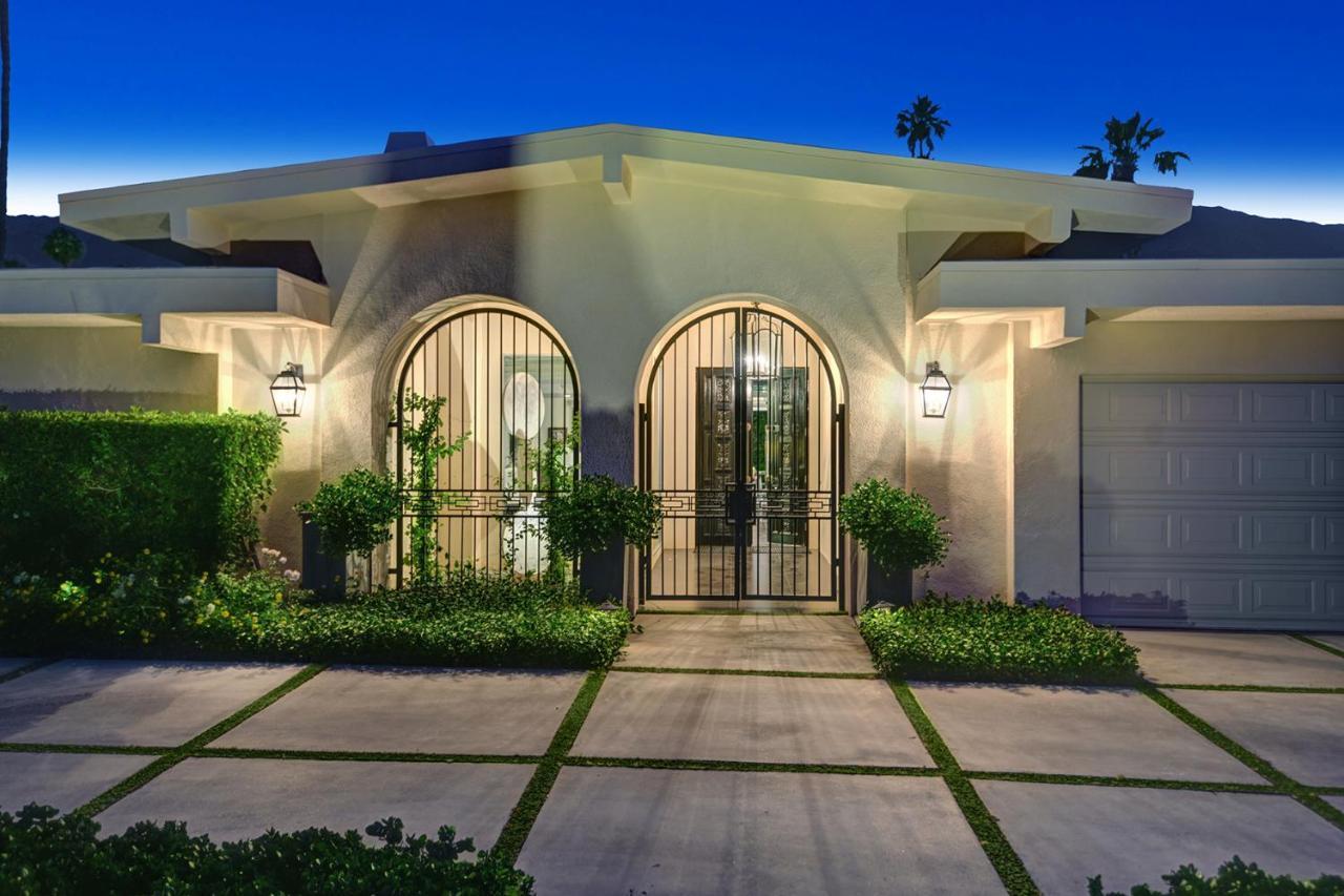 Canyon Palms Estate- Ultra-Luxe, Pool, Spa, Firepit, Outdoor Kitchen & More Palm Springs Exterior photo